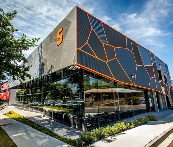 Photo of S building at a Federation University campus.